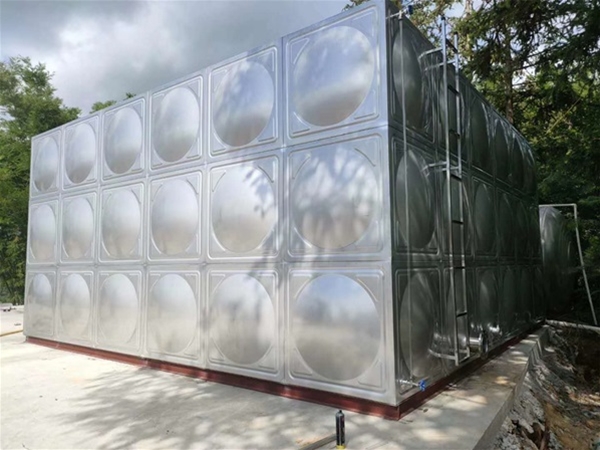 不銹鋼焊接水箱